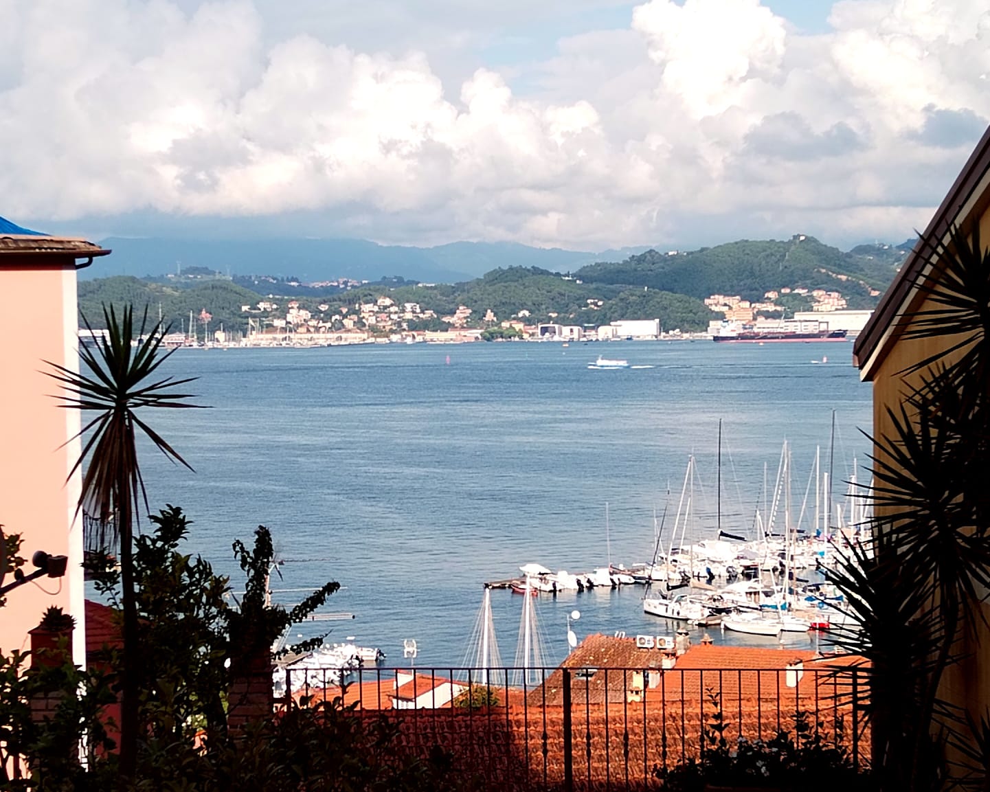 FEZZANO # Appartamento vista mare